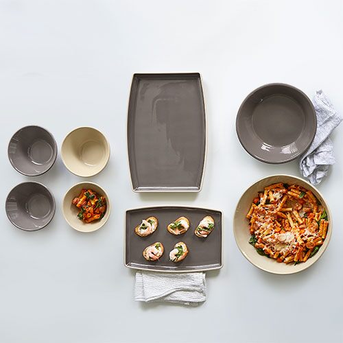 Pampered Chef On-The-Go Serving Bowl Set