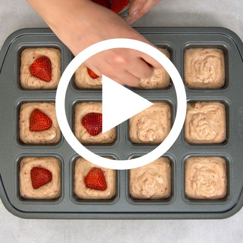 Play Strawberry Blondies Video